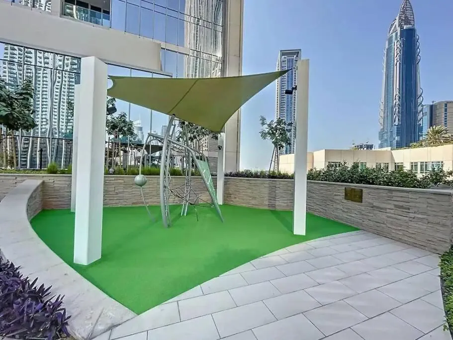 Tick - 4Br Burj Khalifa Fountain Views Forte 1 Dubai